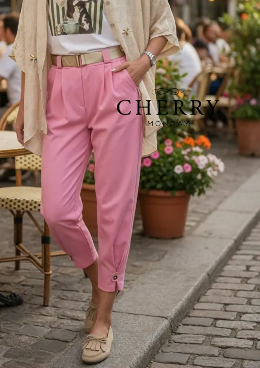 Modne hlače s pasom