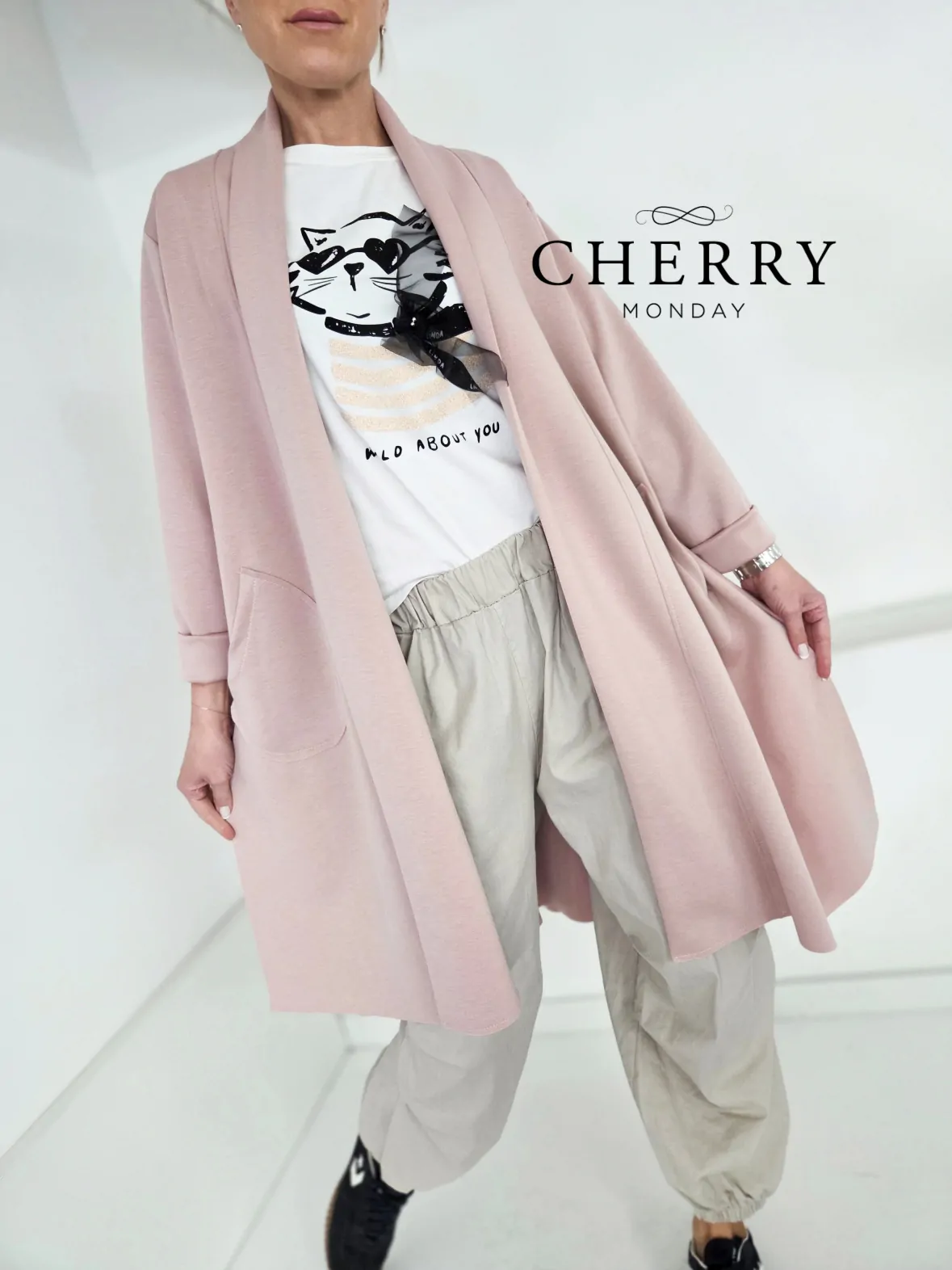 Udobni prehodni plašč