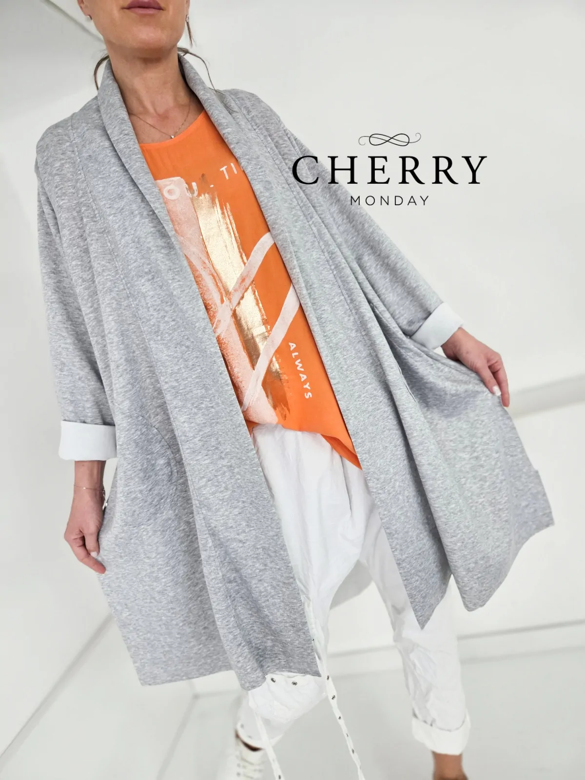 Udobni prehodni plašč