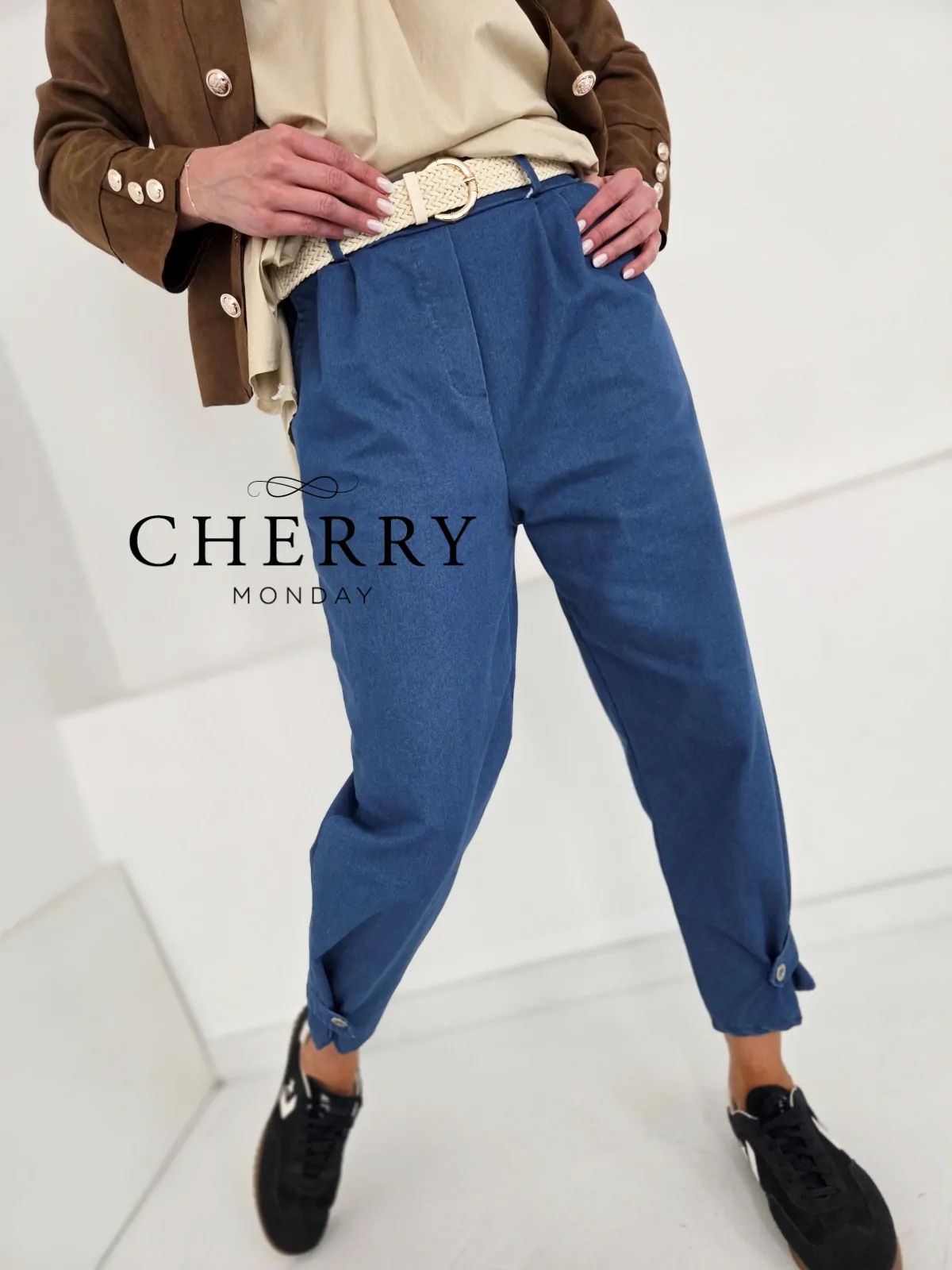 Udobne hlače s pasom