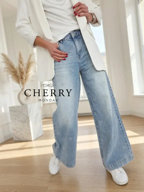 Jeans hlače z vzorcem pentljic